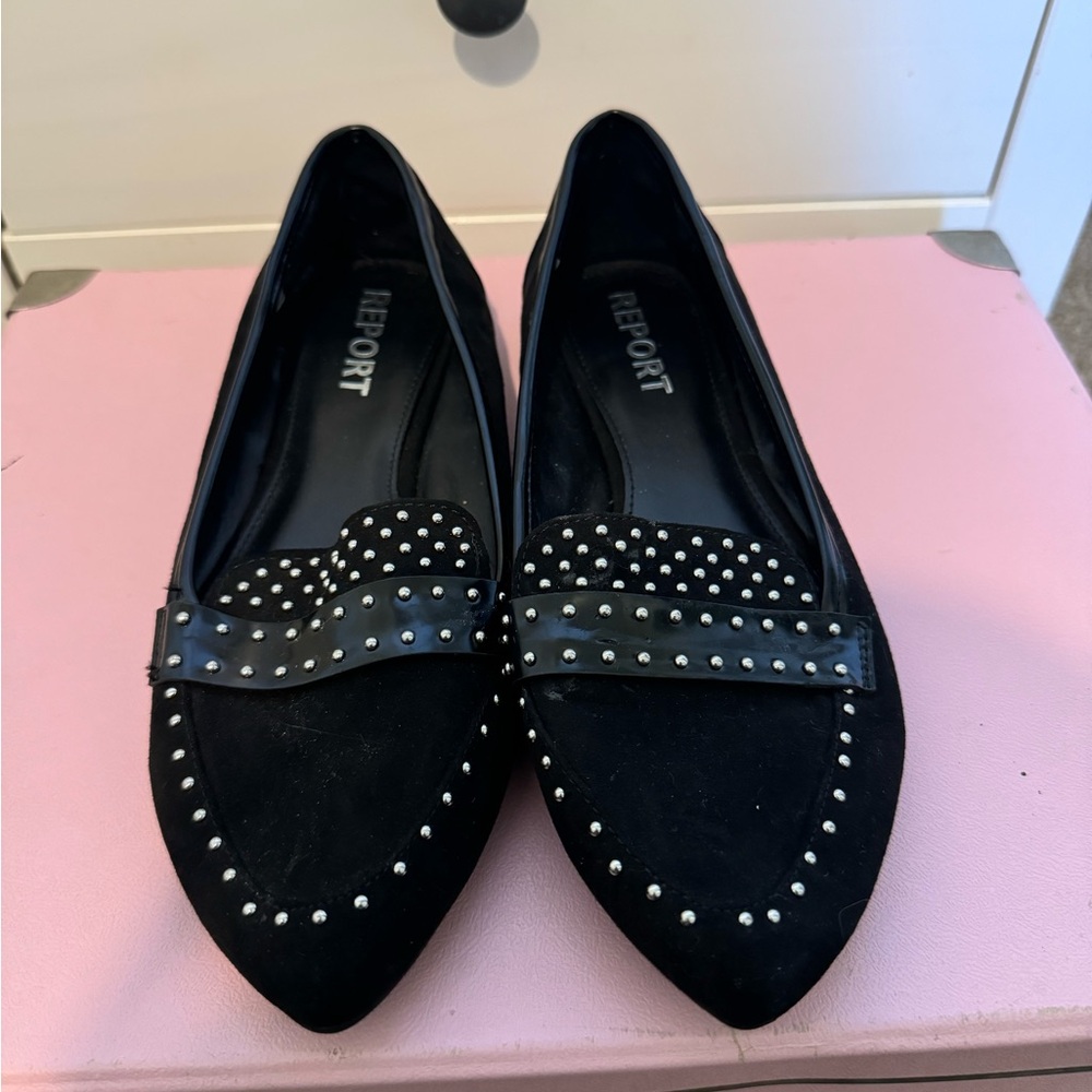 Report Flats with Stud Detail